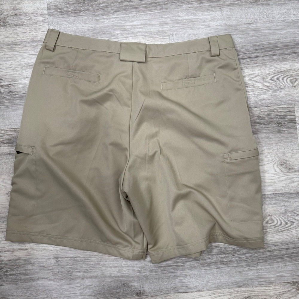 IZOD XFG Men's Golf Shorts‎ Flat Front Khaki Lightweight Size 38
